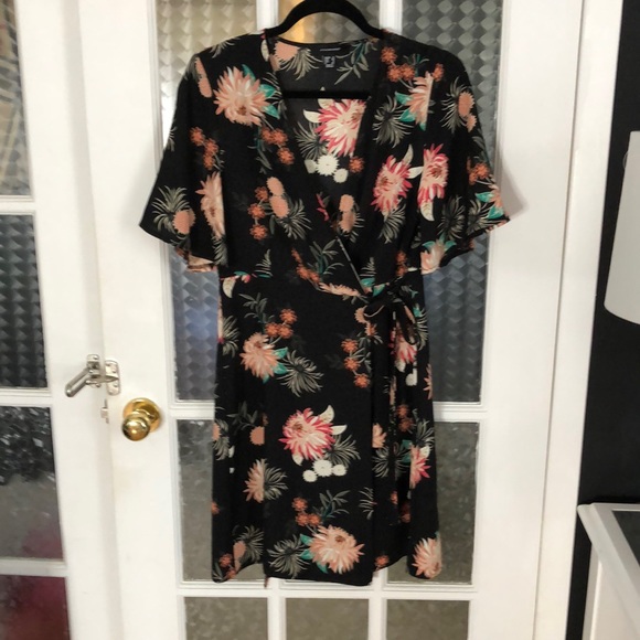 Atmosphere wrap dress medium - Picture 1 of 4